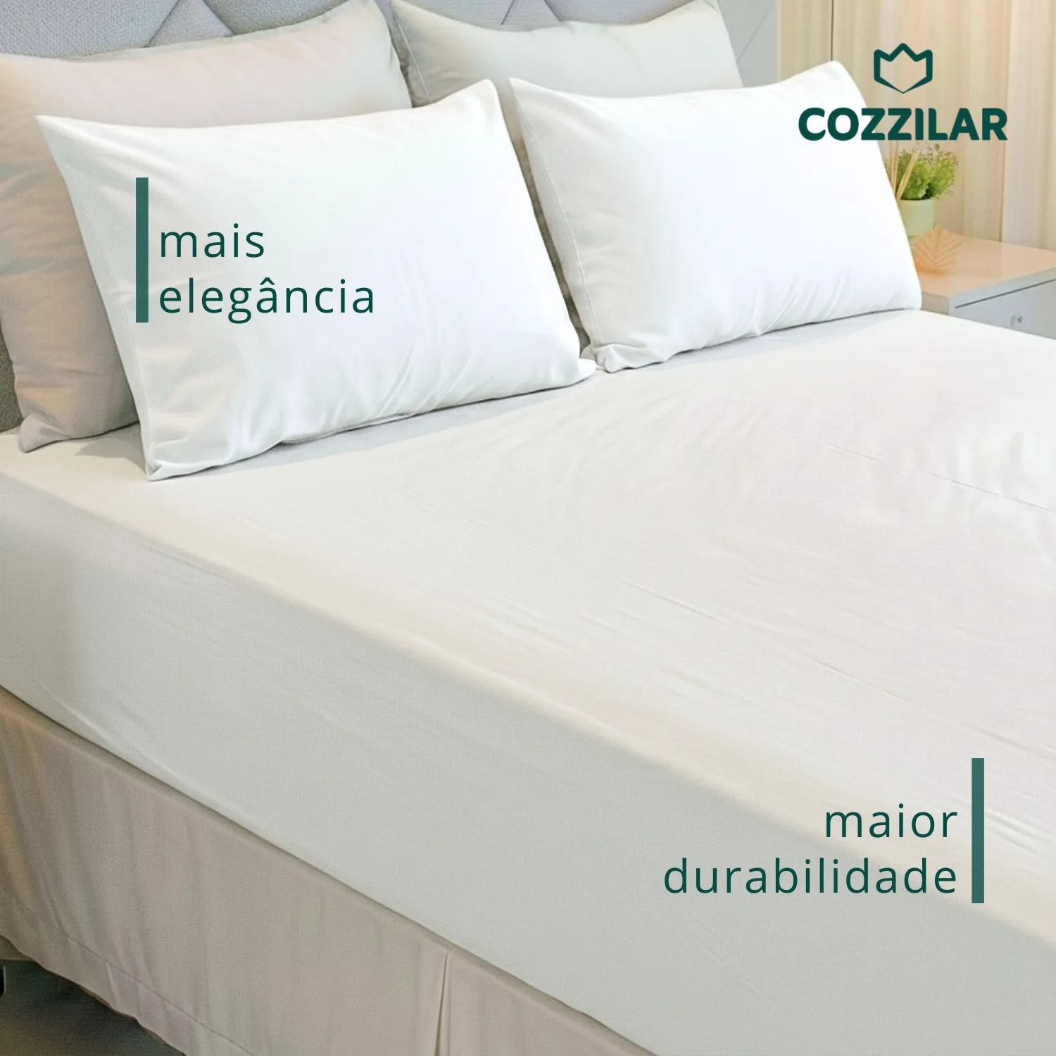 Jogo de Lençol King 400 Fios 3 Peças Branco 6 Cama king arrumada com jogo de lençol branco Cozzilar em quarto claro. Textos destacam "mais elegância" e "maior durabilidade".